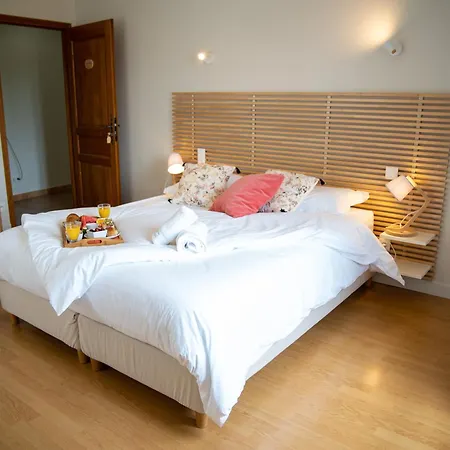 D'hote Au Domaine De Vizols Garrigues (Tarn)