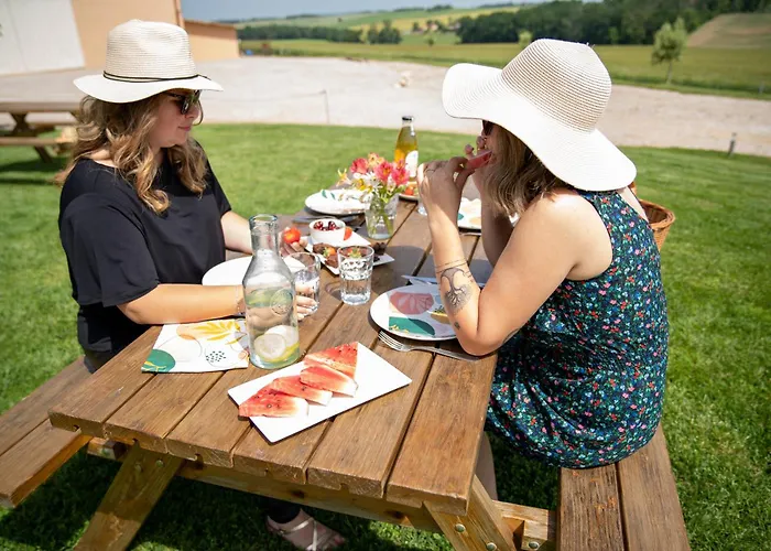 D'hote Au Domaine De Vizols بيت للعطل *