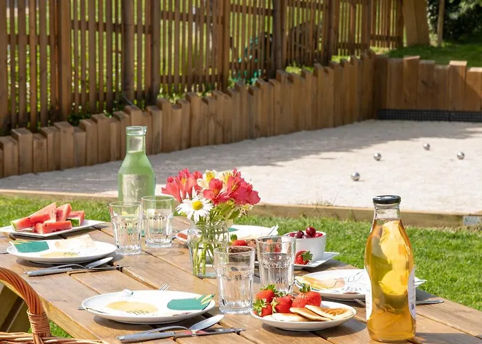 D'hote Au Domaine De Vizols بيت للعطل