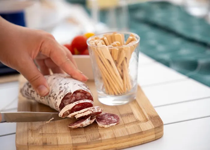 بيت للعطل D'hote Au Domaine De Vizols